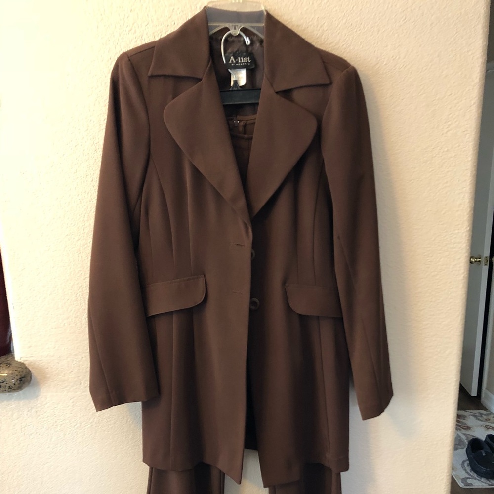 A List By Wrapper Pant Suit